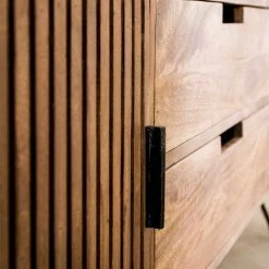 TV Unterschrank Aus Mangoholz In Sandfarben - Baina -Lana Sales tv unterschrank aus mangoholz in sandfarben mit hairpin legs in schwarz baina 04